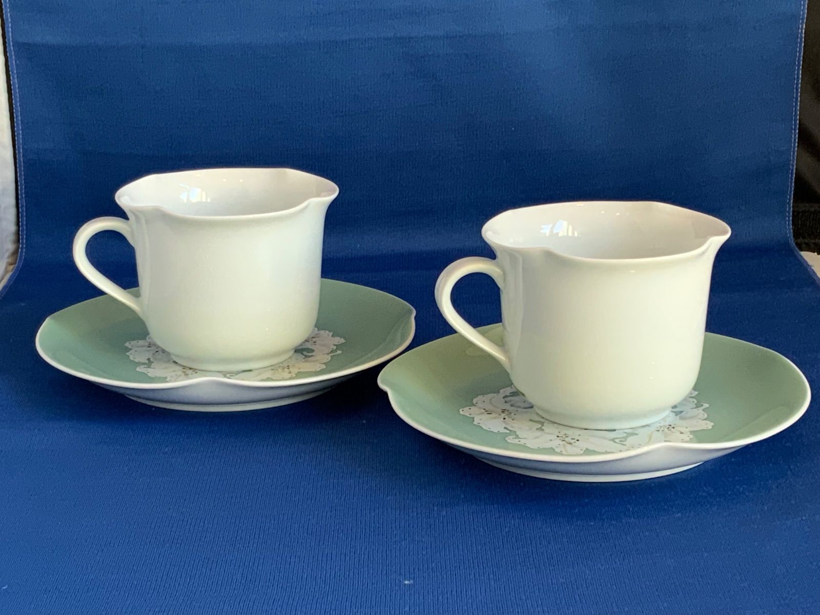 深川製磁 白百合 ペア カップ-ソーサー