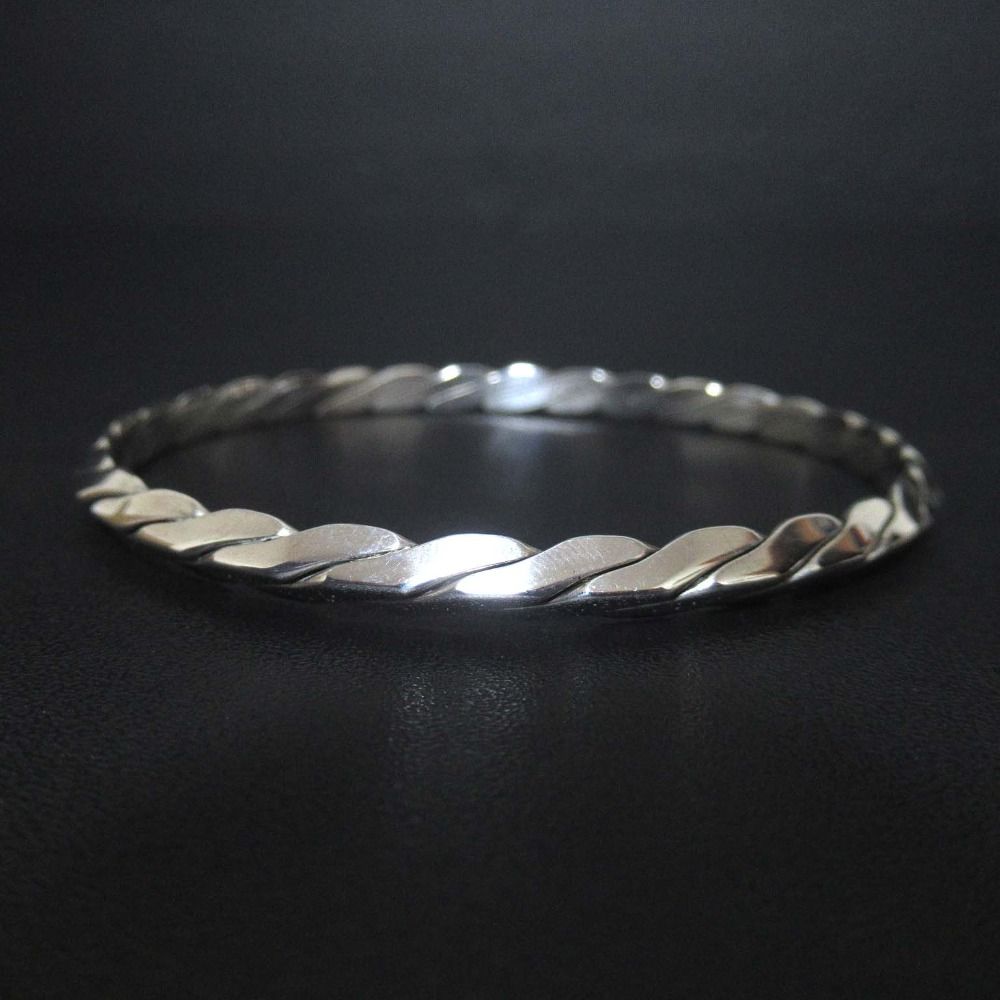 美品 Tiffany&Co ティファニー ナイフエッジ ツイストバングル