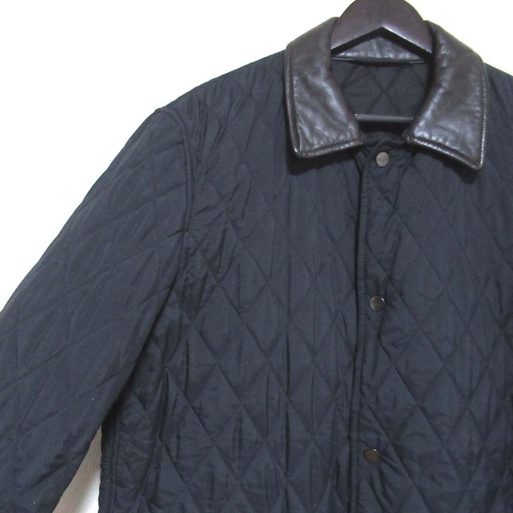 美品 Salvatore Ferragamo サルヴァトーレフェラガモ レザーカラー