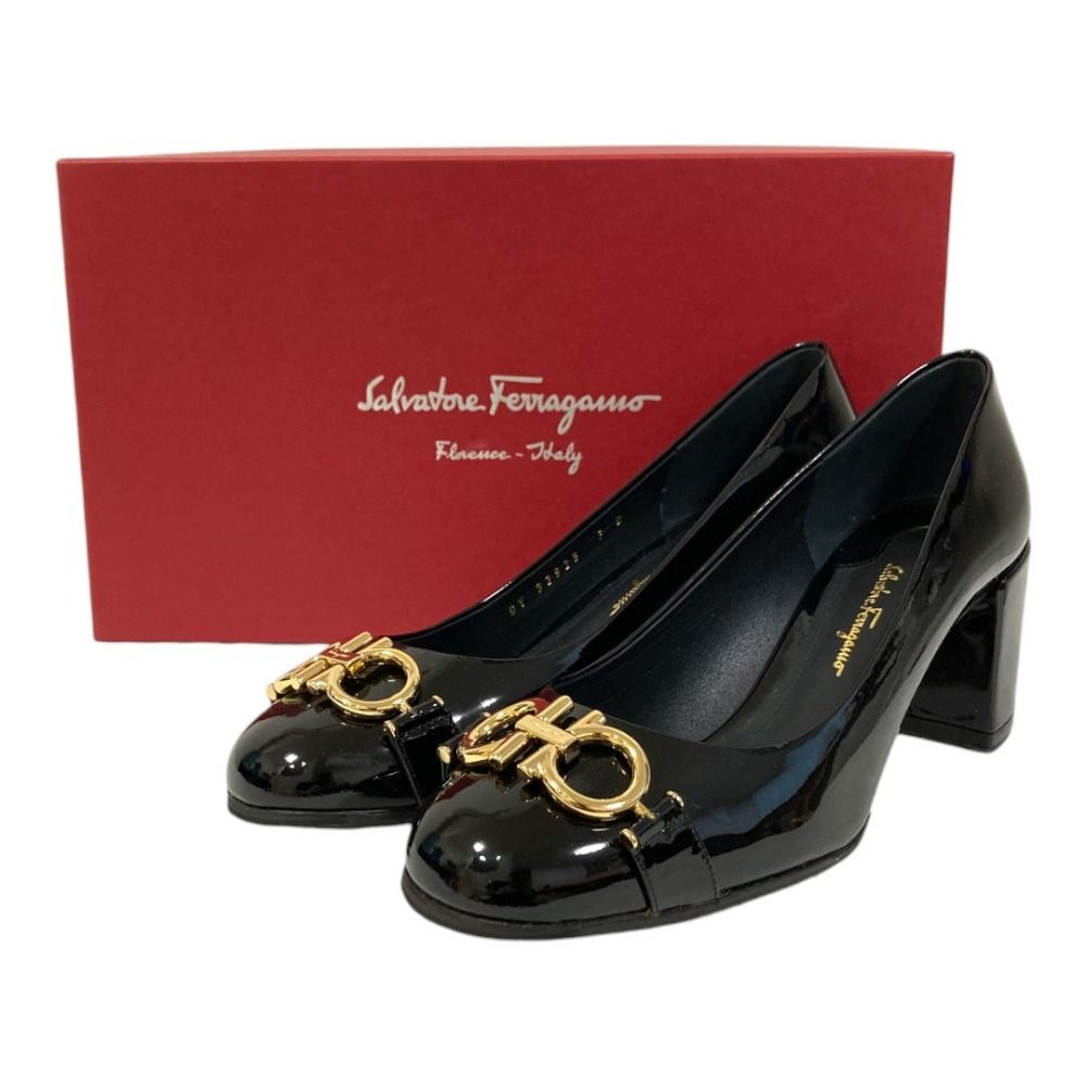 新品同様 Salvatore Ferragamo サルヴァトーレフェラガモ パテント