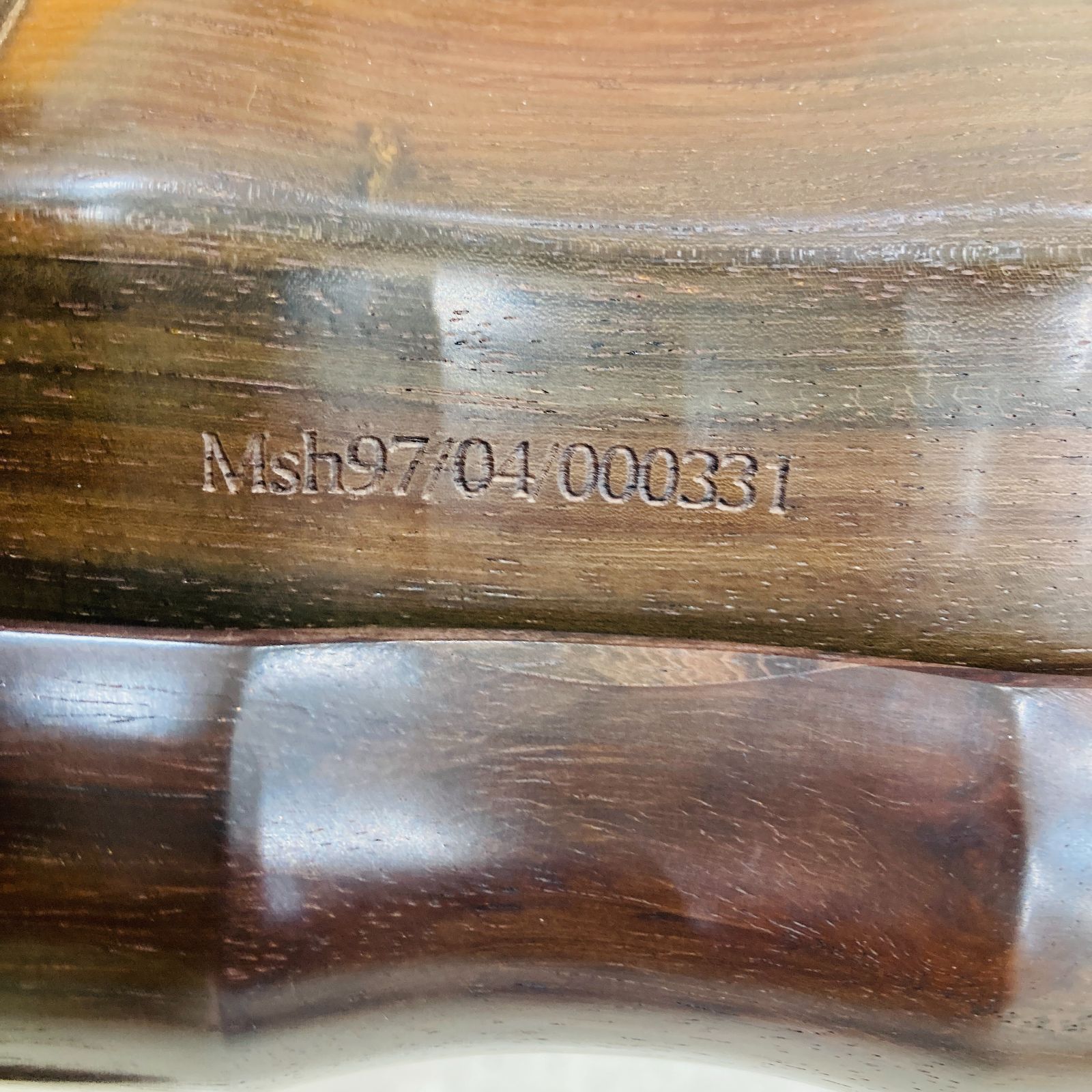 A【二胡】紅木 ケース•登録証付き 二胡收藏证 - メルカリ