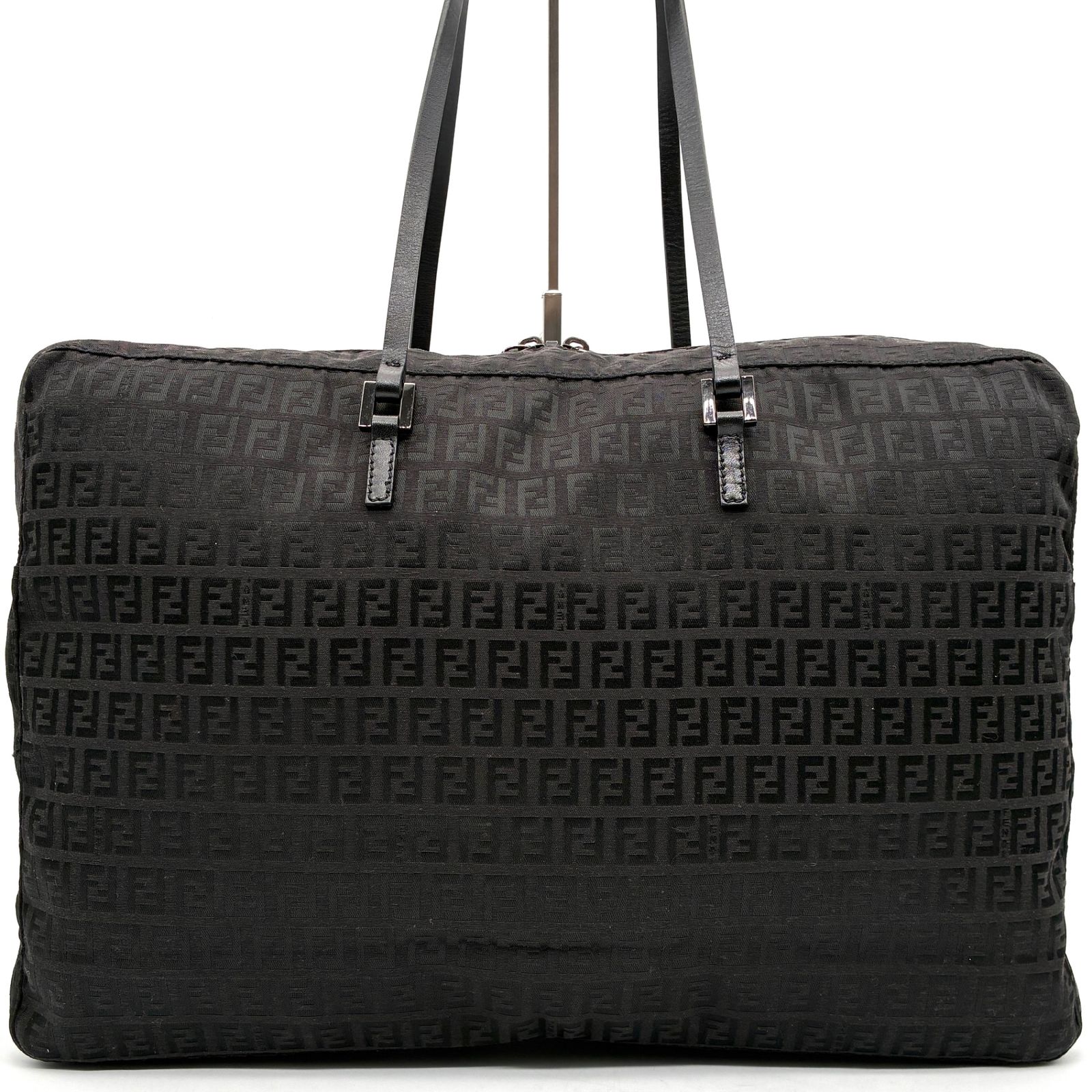 未使用に近い・廃盤 FENDI フェンディ ビジネスバッグ トートバッグ