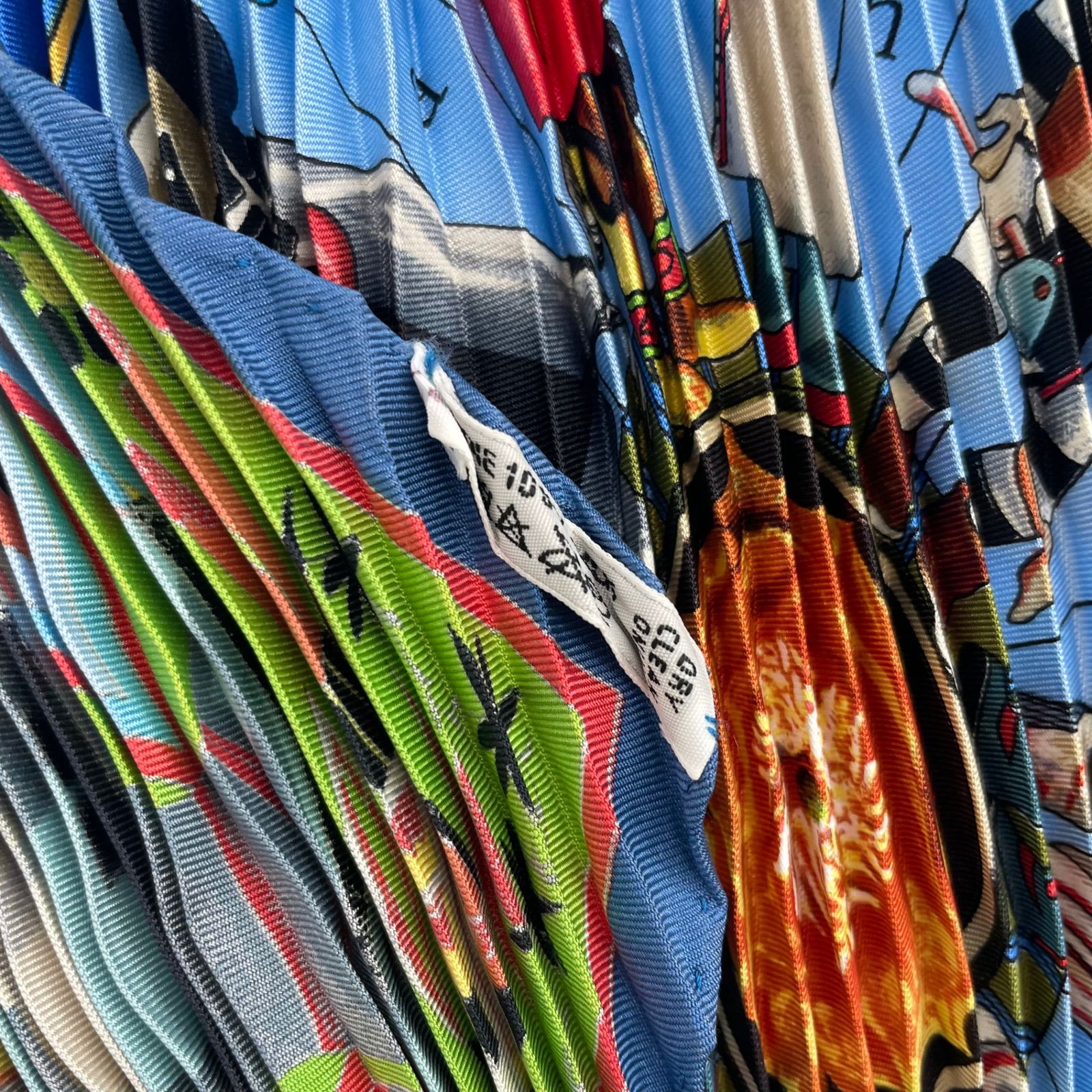 極美品 HERMES エルメス シルク スカーフ プリーツ Kachinas カチナ