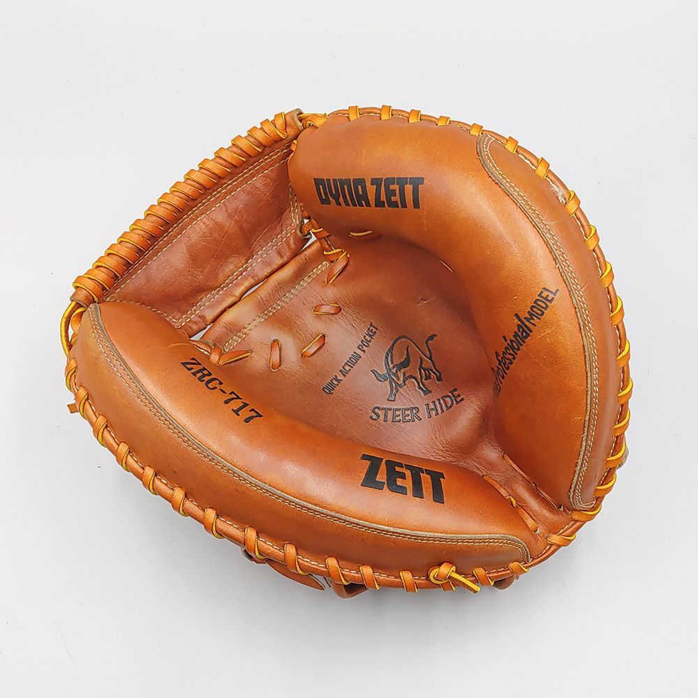 クリーニング済み 】 ゼット 軟式用 キャッチャーミット 型付け済み