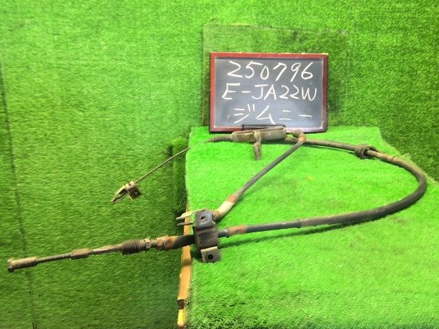 【中古】ジムニー E-JA22W サイドブレーキワイヤー 54640-82CA0 自社品番250796 Z1D