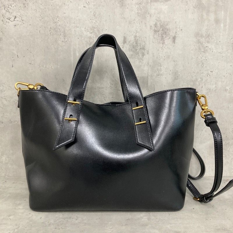CHARLES & KEITH チャールズアンドキース ダブルハンドルスラウチー