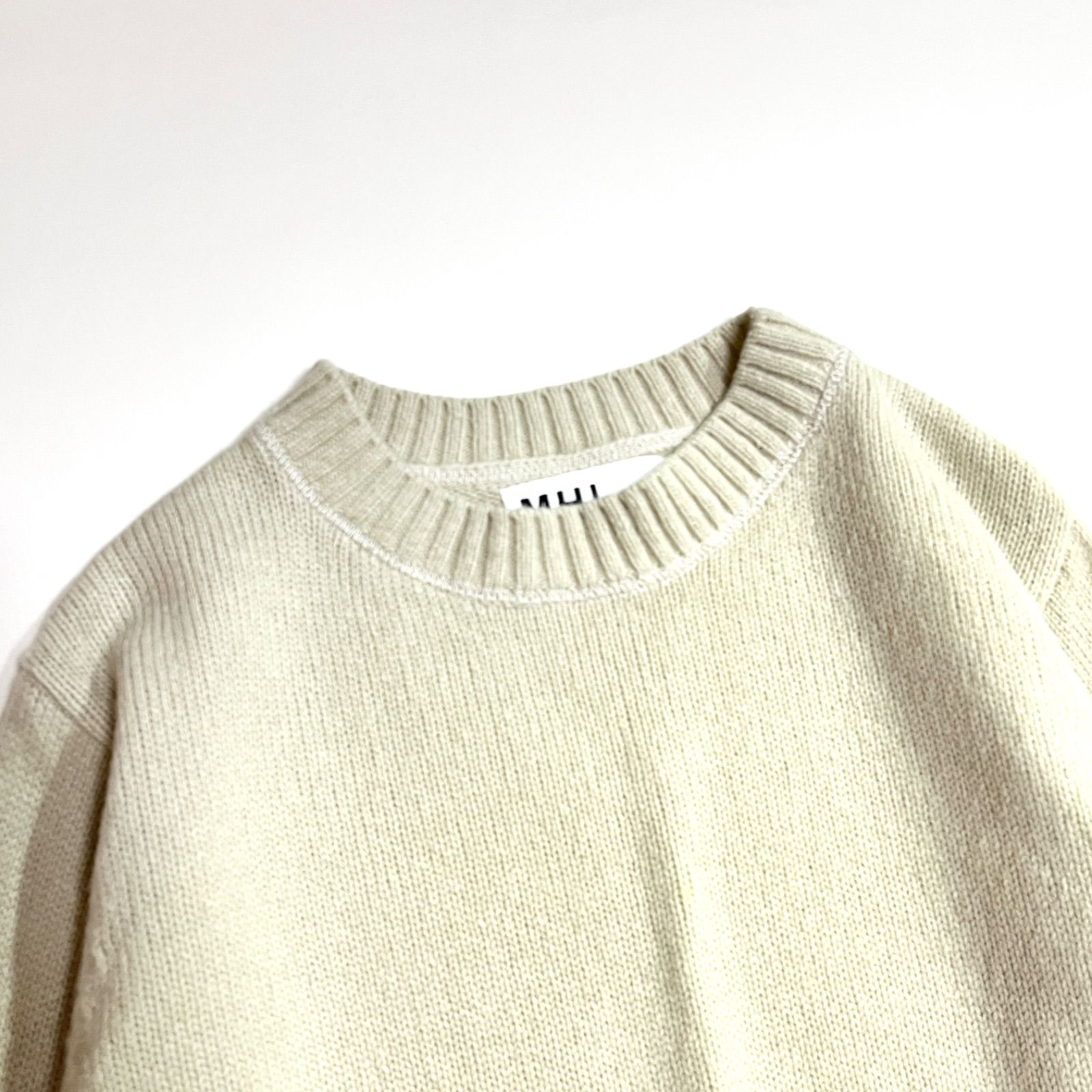 cY84 MHL. マーガレットハウエル ステッチ 刺繍 クルーネック ニット