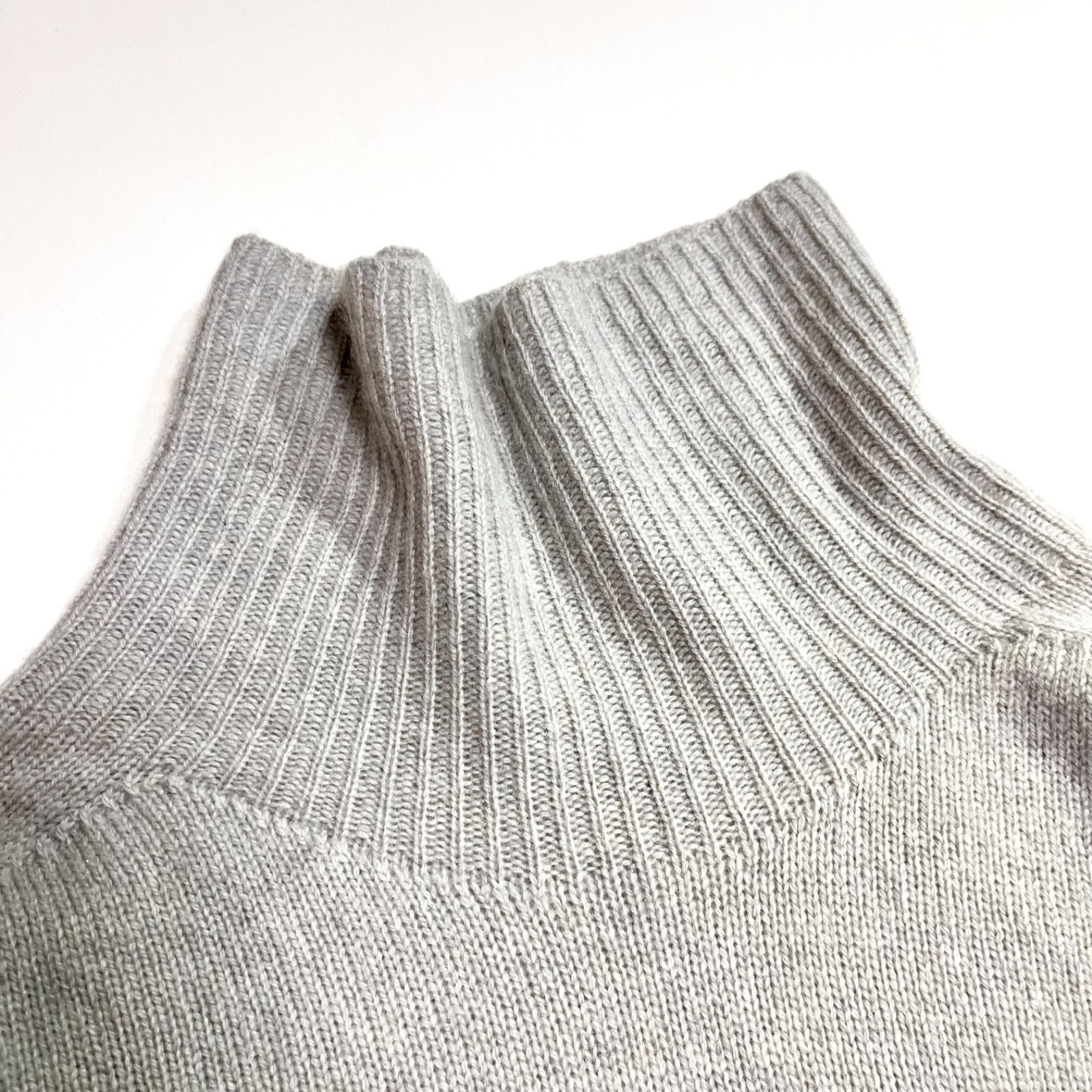 cY83 MARGARET HOWELL ウールカシミヤタートルネックニット カシミヤ