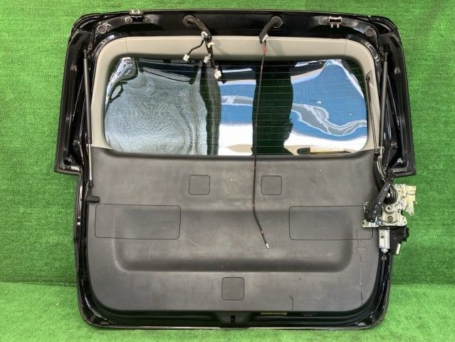 『イリア』 ヴェルファイア ANH25W バックドア・リアゲート 2.4Z ゴールデンアイズ