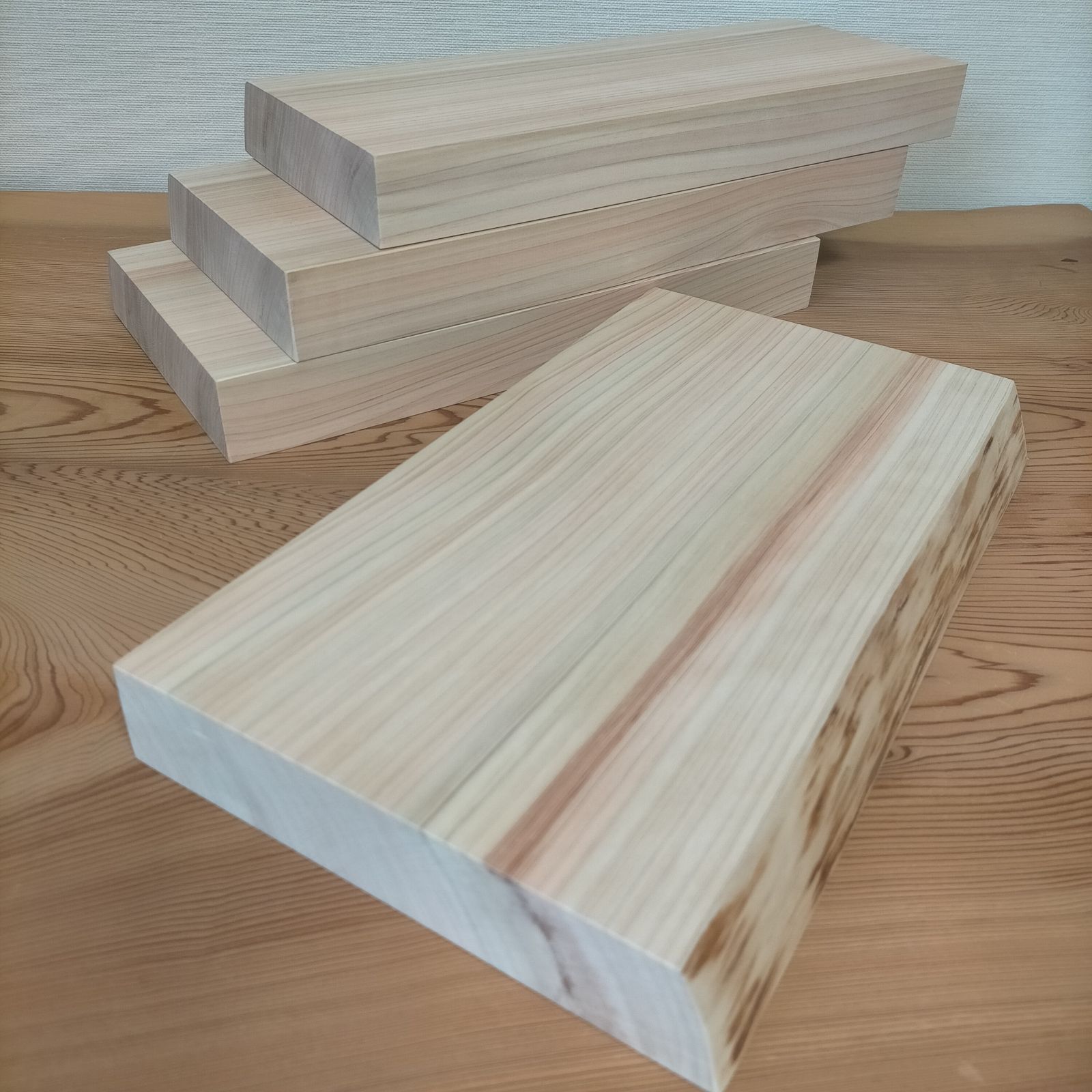 国産 ひのき 一枚板 4枚セット 無垢材 まな板 素材 板材 DIY - メルカリ
