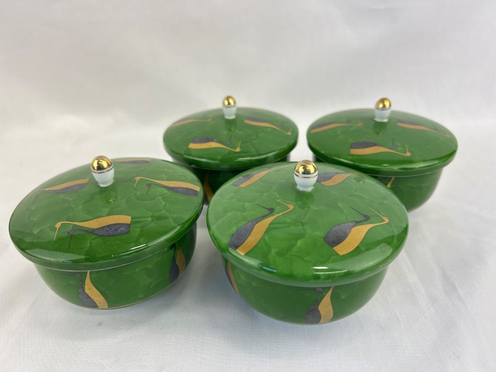 A-22.深川製磁 蓋付 湯飲み 夫婦 鶴 金彩 4客 グリーン 染付 - メルカリ