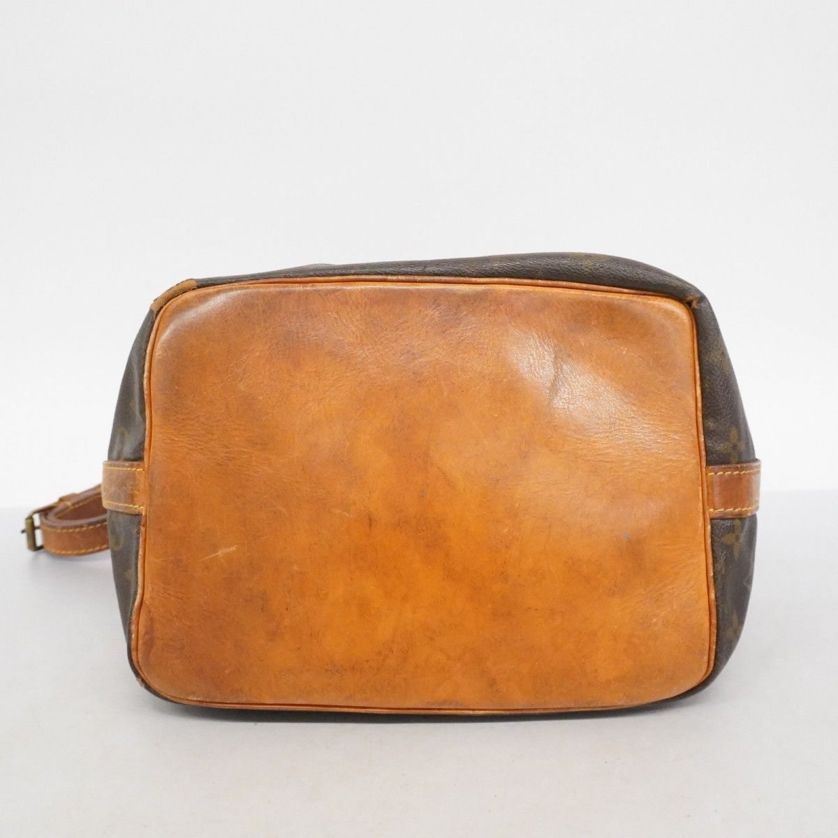 6ae5263】ルイヴィトン ショルダーバッグ モノグラム プチノエ M42226