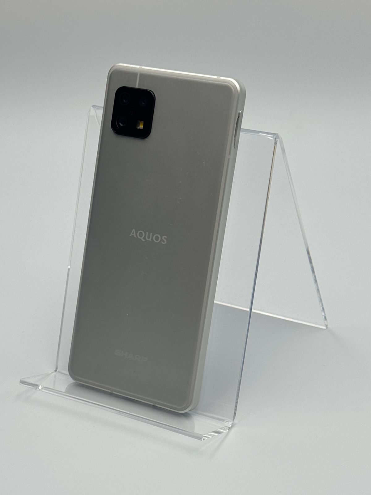 中古B】AQUOS sense6s SH-RM19s シルバー 楽天モバイル SIMフリー 白