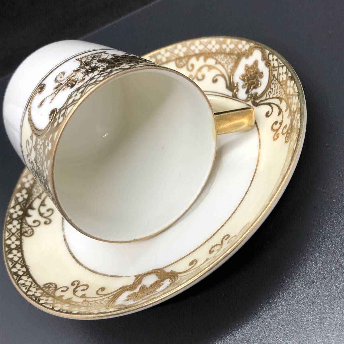 銘品!! オールドノリタケ 金盛上花籠装飾図紋 カップ＆ソーサー 英国