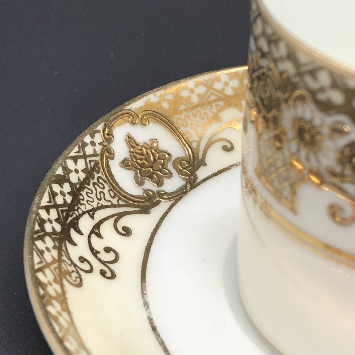 銘品!! オールドノリタケ 金盛上花籠装飾図紋 カップ＆ソーサー 英国