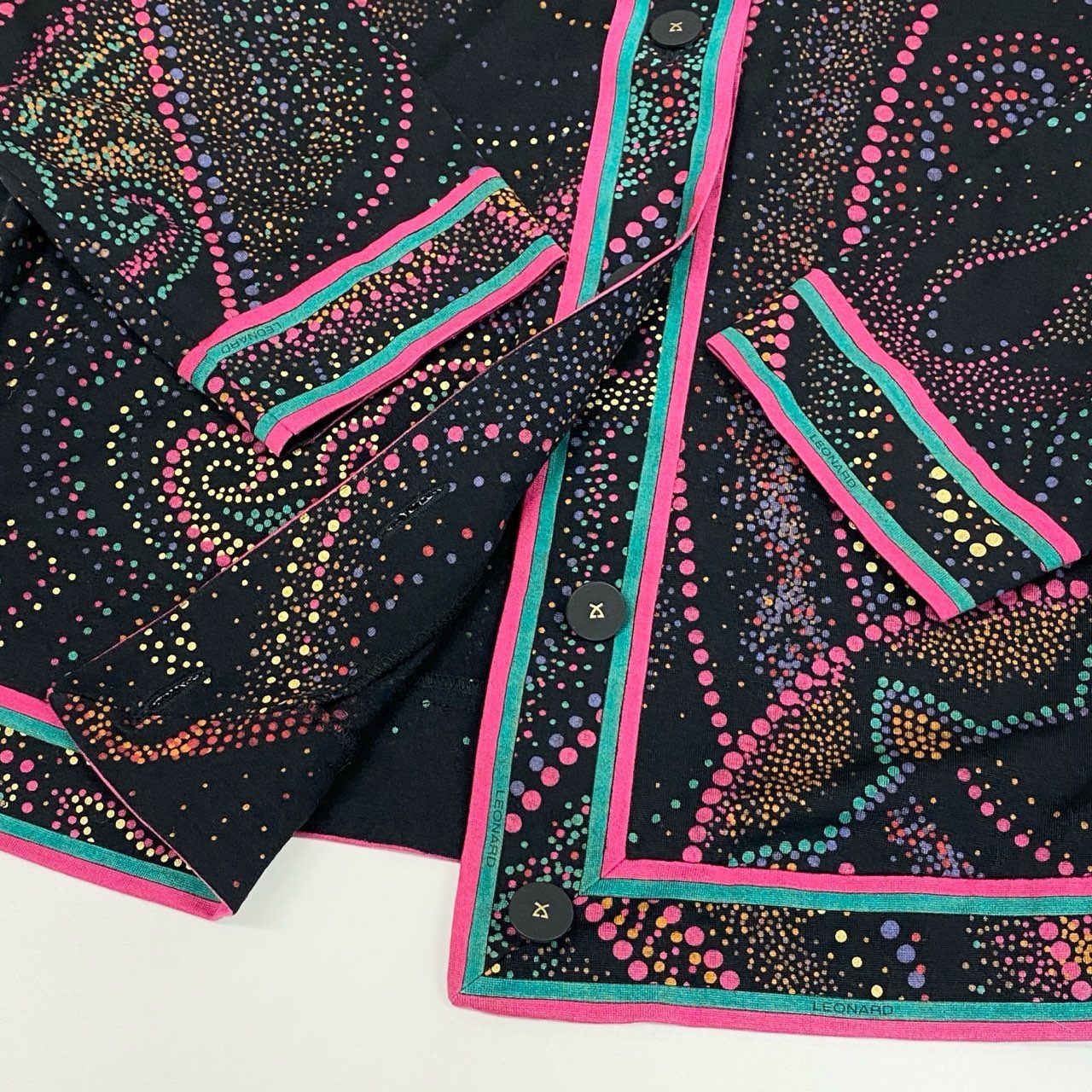 35a30 【美品】LEONARD レオナール 長袖カーディガン トップス