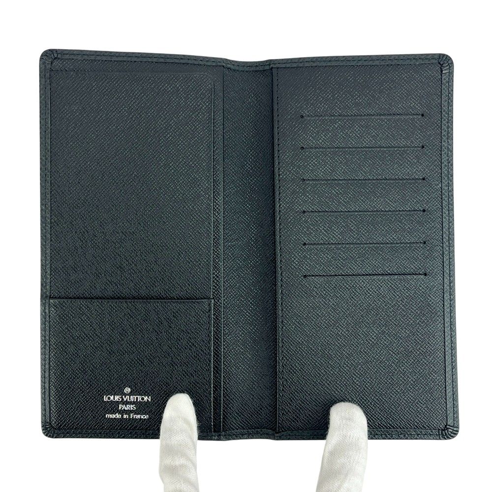 ルイヴィトン □未使用□ ポルトバルール カルトクレディ 長財布