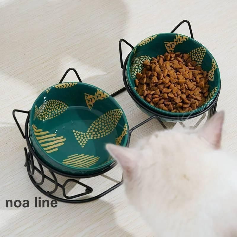 【新品?未使用】 犬 猫 食器 陶器 フードボウル スタンド 2個セット ペット食器台 脚付 テーブル 斜め 15度傾斜 水入れ 餌入れ セラミック