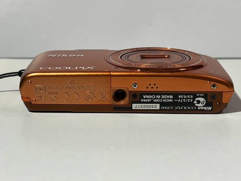 Nikon COOLPIX S3500 オレンジ ニコン デジカメ 平成カメラ - メルカリ