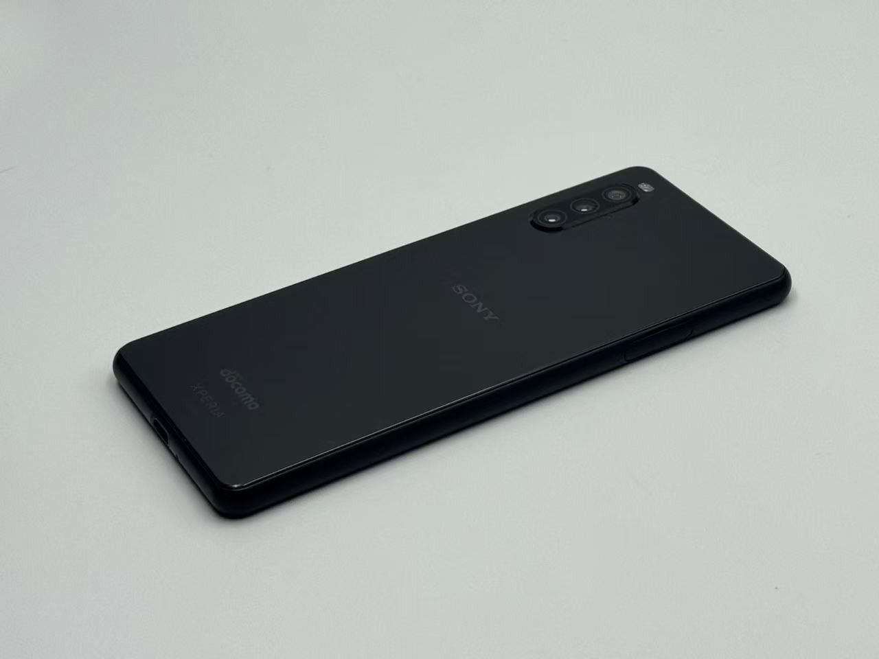 中古B】Xperia 10 II SO-41A ブラック SIMフリー 白ロム - メルカリ