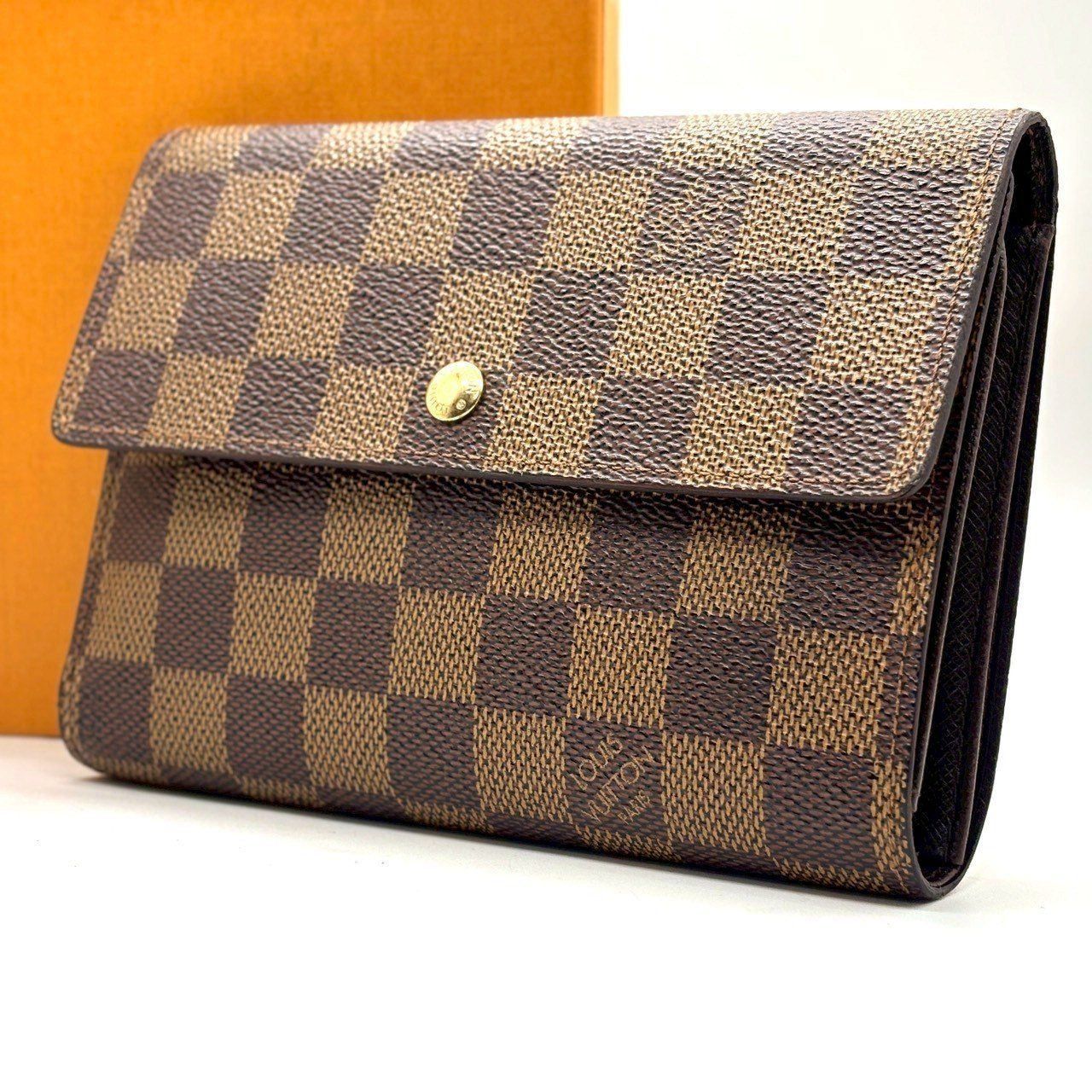 暮らしが整う、定番】 LOUIS VUITTON 三つ折り財布 ダミエ ポルト