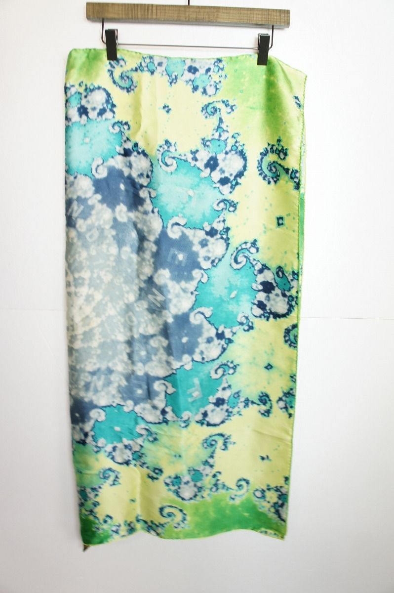 正規品 FENDI フェンディ 大判 シルク スカーフ ストール MADE IN