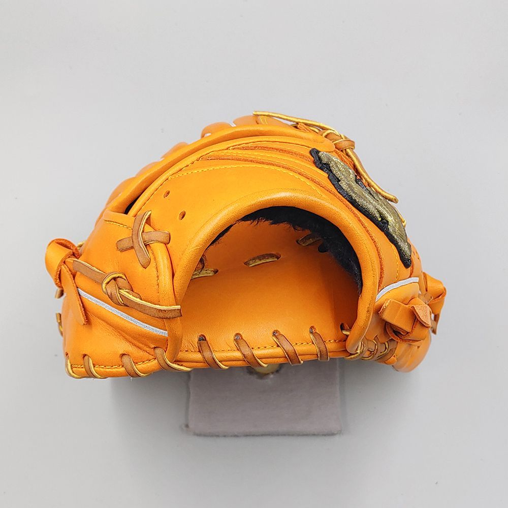 新品】 ハイゴールド 軟式グローブ / 内野手用 無料型付け (Hi GOLD