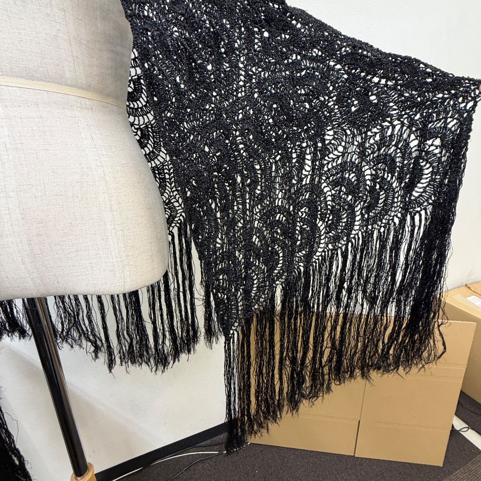 フラメンコ用黒レースショール フラメンコ シージョ 黒 ブラック フリンジ ショール - メルカリ