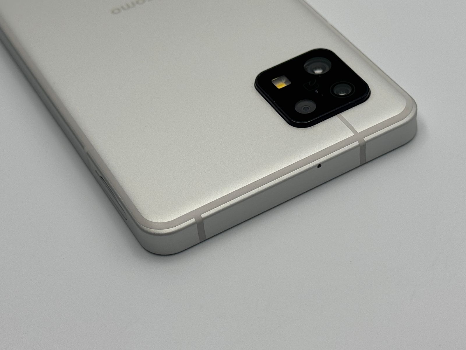 中古B】AQUOS sense6 SH-54B シルバー SIMフリー 白ロム - メルカリ