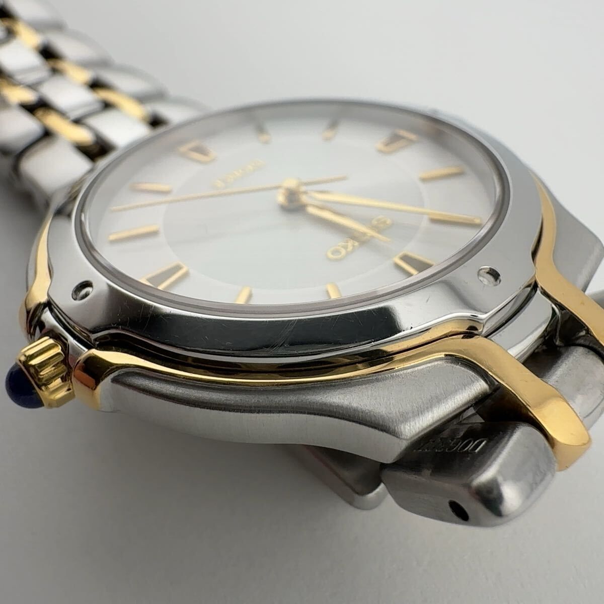 Seiko Dolce Quartz 8J41-0AJ1 33mm MOP SEIKO 8J41-6150 セイコー 