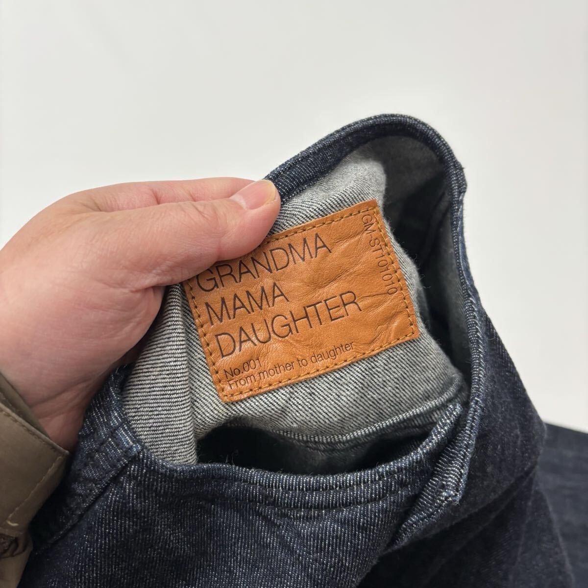 良品 GRANDMA MAMA DAUGHTER グランマ ママ ドーター ノーカラー