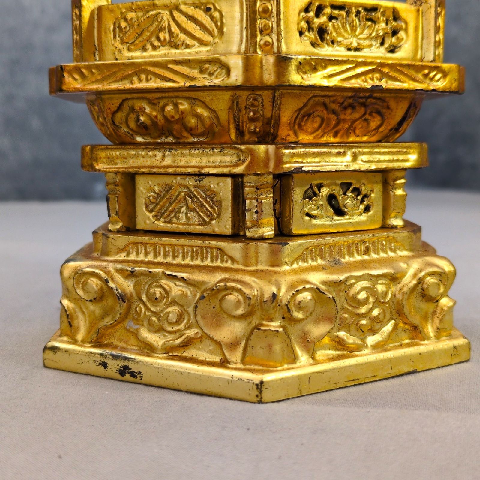 仏像 立像 光背付 金色 仏教美術 置物 民芸 古道具 A684 - メルカリ