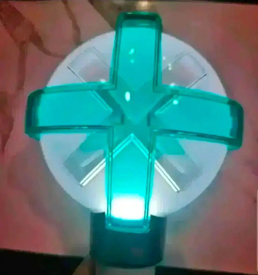 新品) TOMORROW X TOGETHER(TXT) ペンライト Ver 2 + トレカ セット