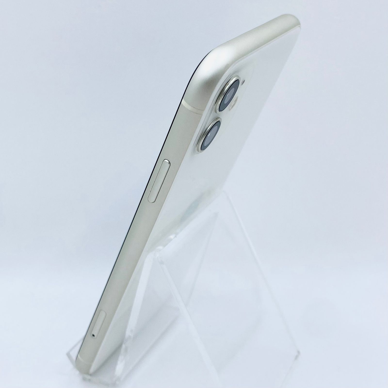 docomo iPhone11 64GB MWLU2J/A ホワイト SIMロック解除済み 利用制限