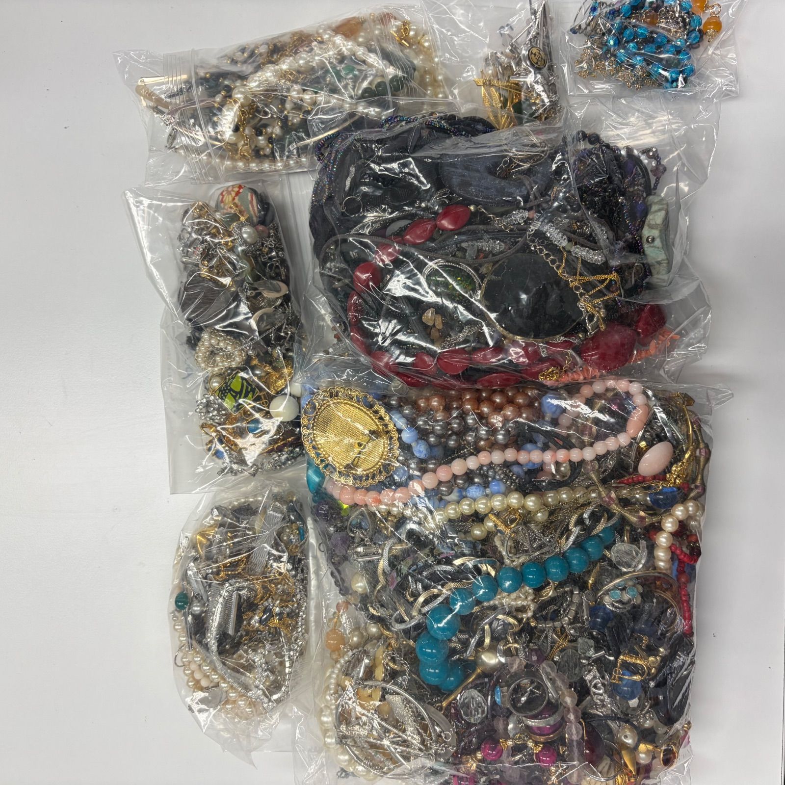 イミテーションアクセサリー まとめ売り 【アクセサリー】3.5㎏超え