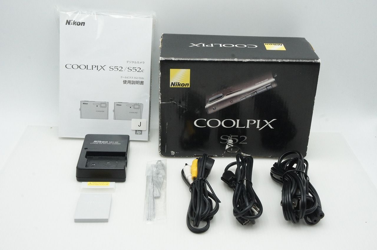美品 Nikon ニコン COOLPIX S52 コンパクトデジタルカメラ コーラル