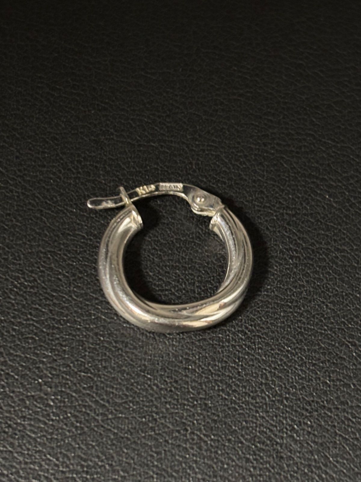 片耳のみ】 ホワイトゴールド K14 フープピアス 14金 - メルカリ
