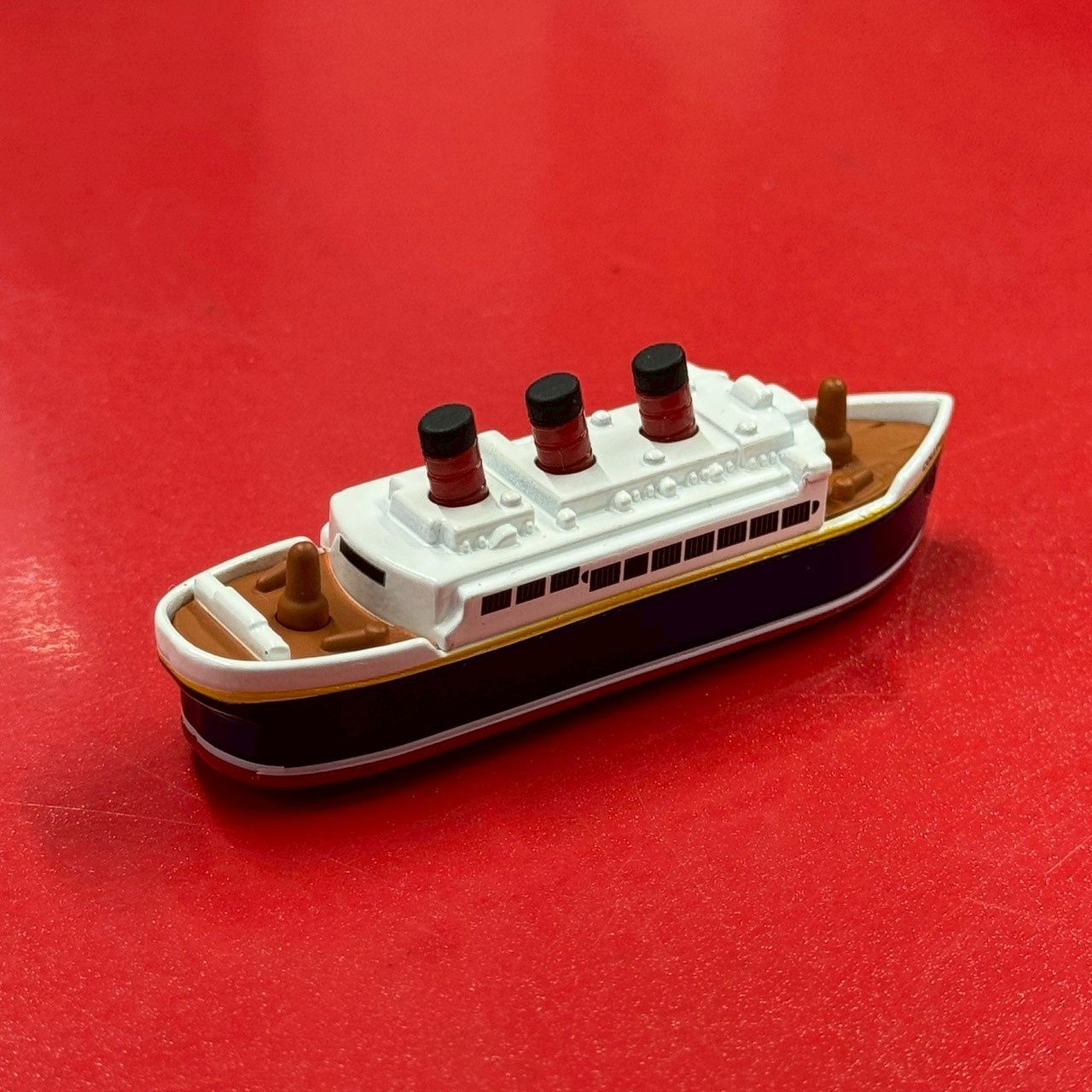 ○美品 Disney Vehicle Collection1/1818 S.S.コロンビア ホワイト