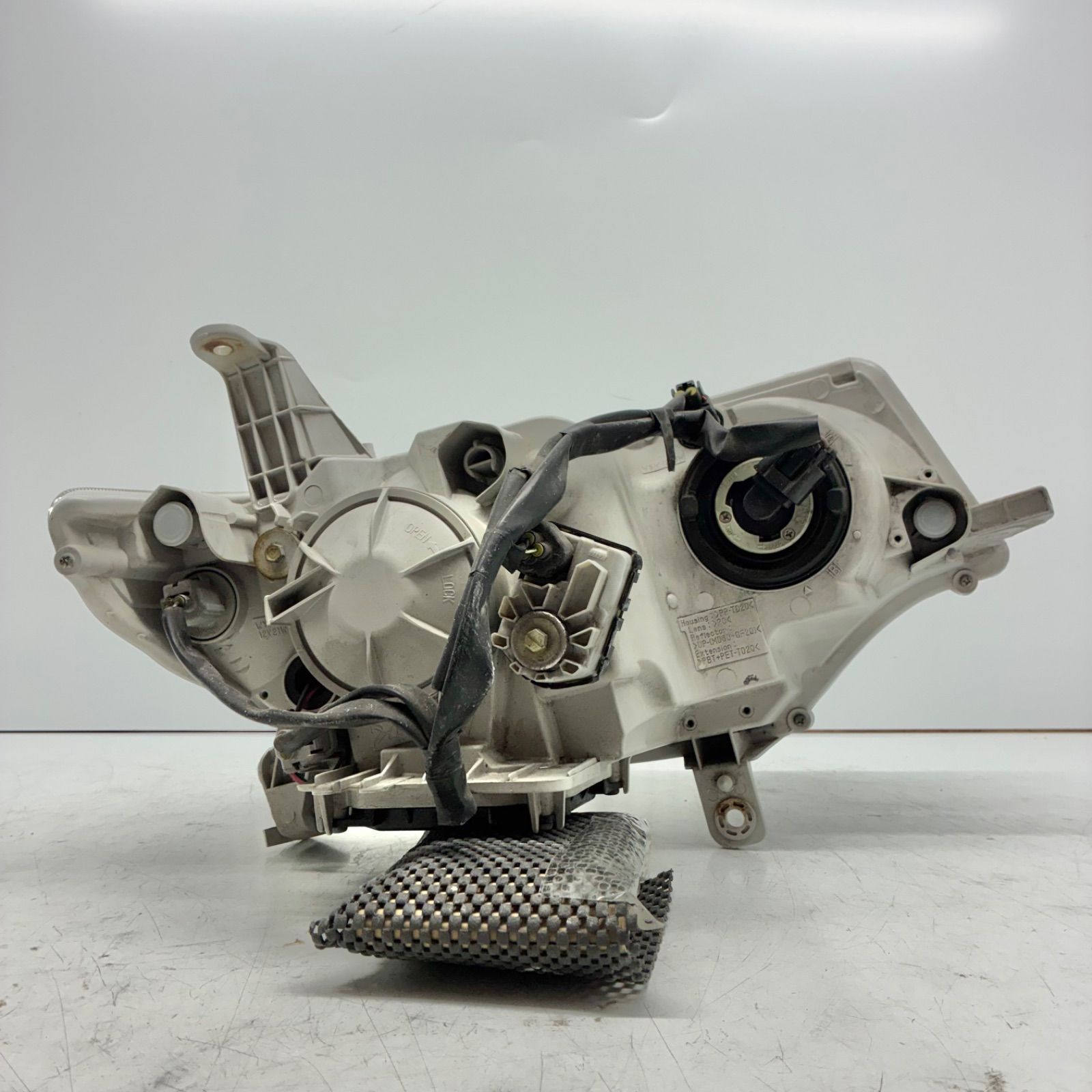 美品【コーティング済】L375S L385S タント カスタム ヘッドライト