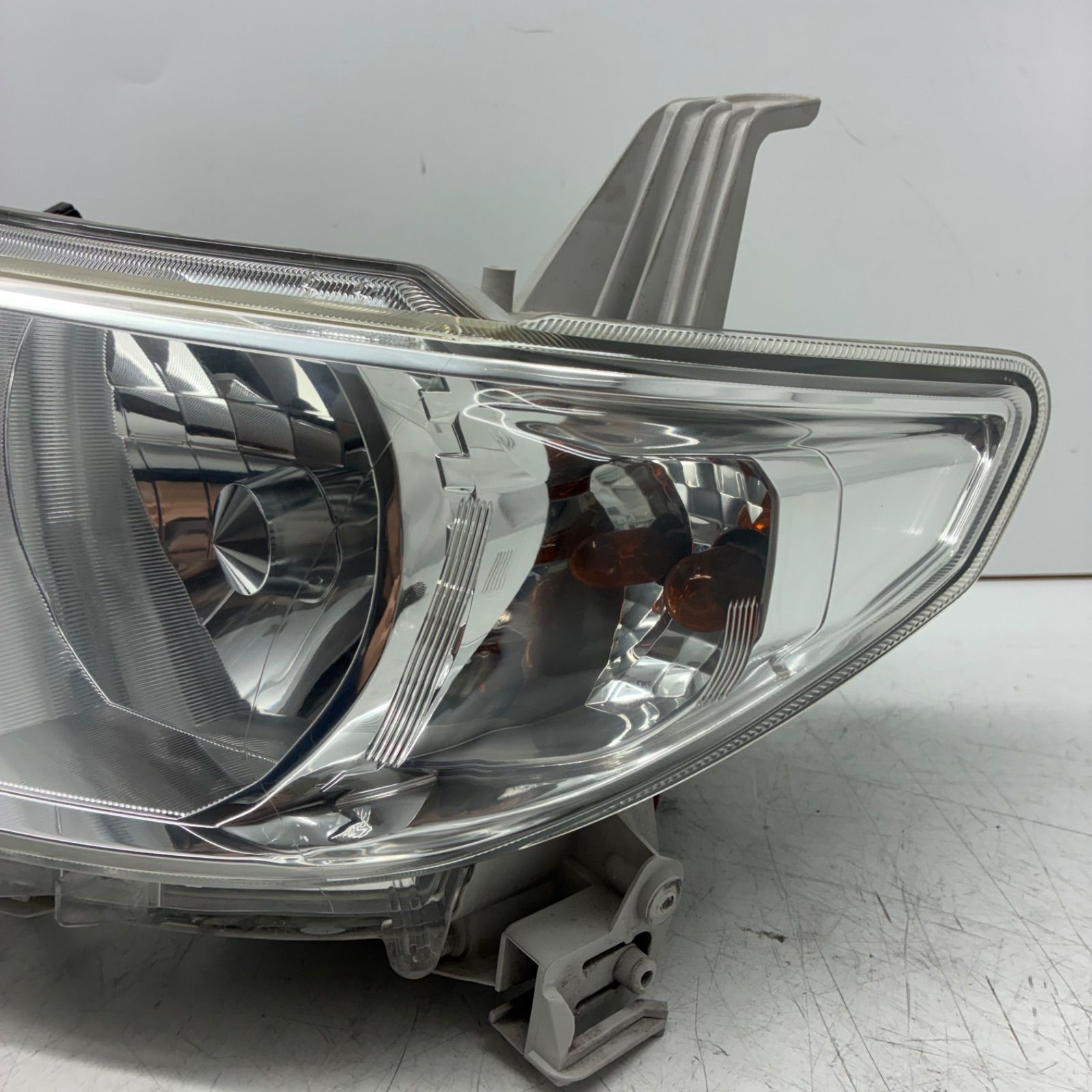 美品【コーティング済】L375S L385S タント カスタム ヘッドライト