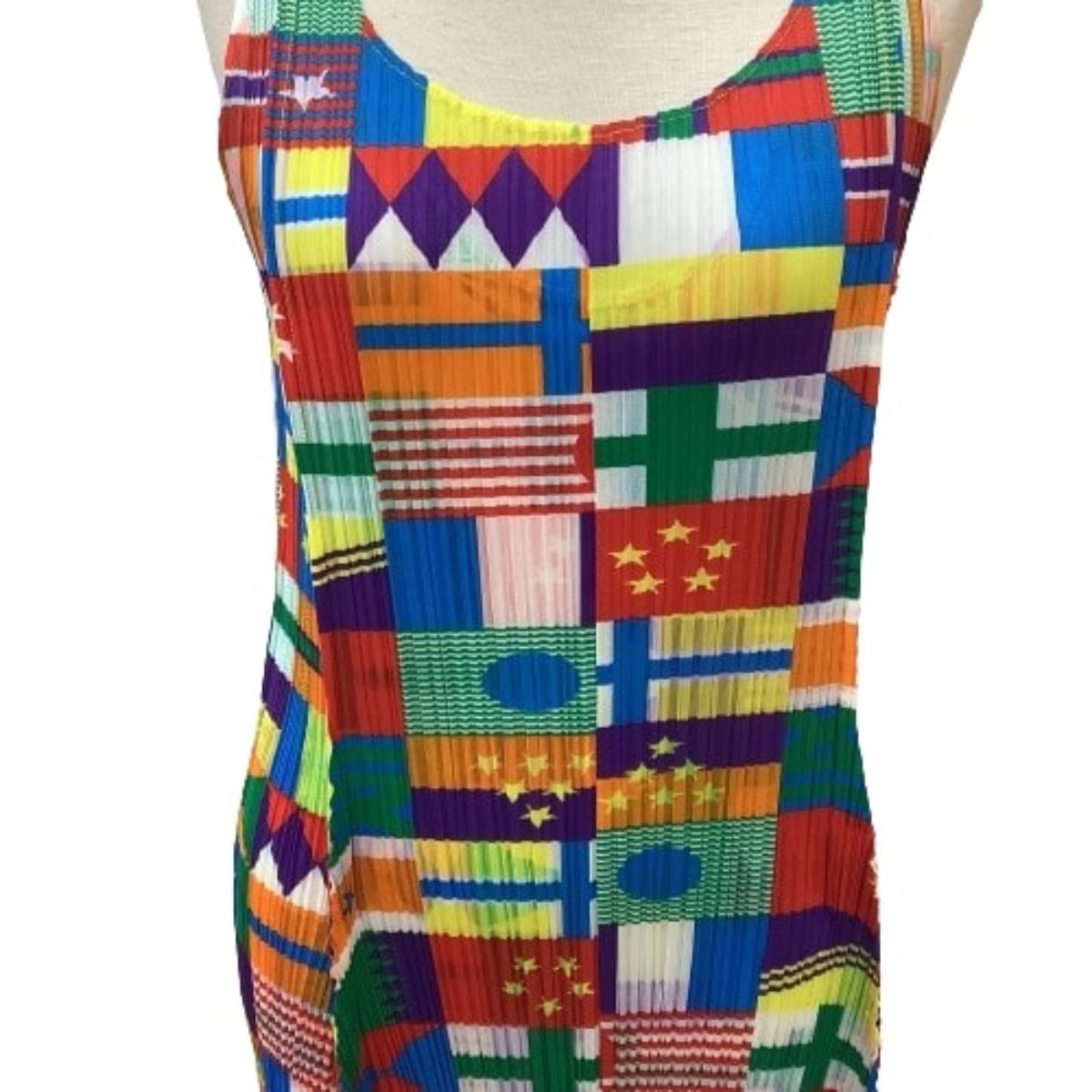 ♪♪ISSEY MIYAKE イッセイミヤケ PLEATS PLEASE ノースリーブ