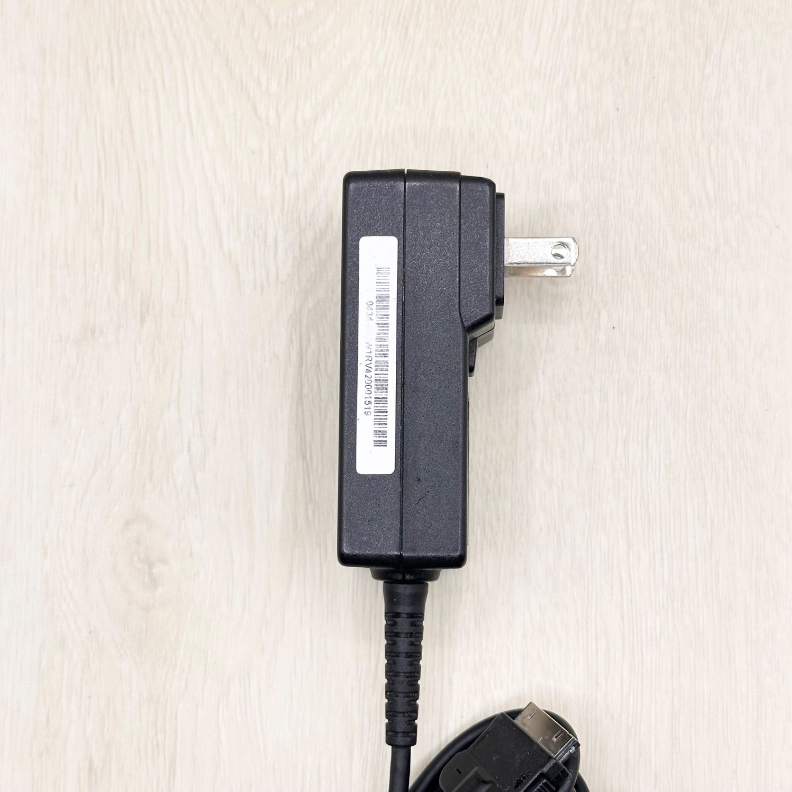 ADP-30VH A Wacom ワコム 液タブ ペンタブ Cintiq 13HD DTK-1300 DTK