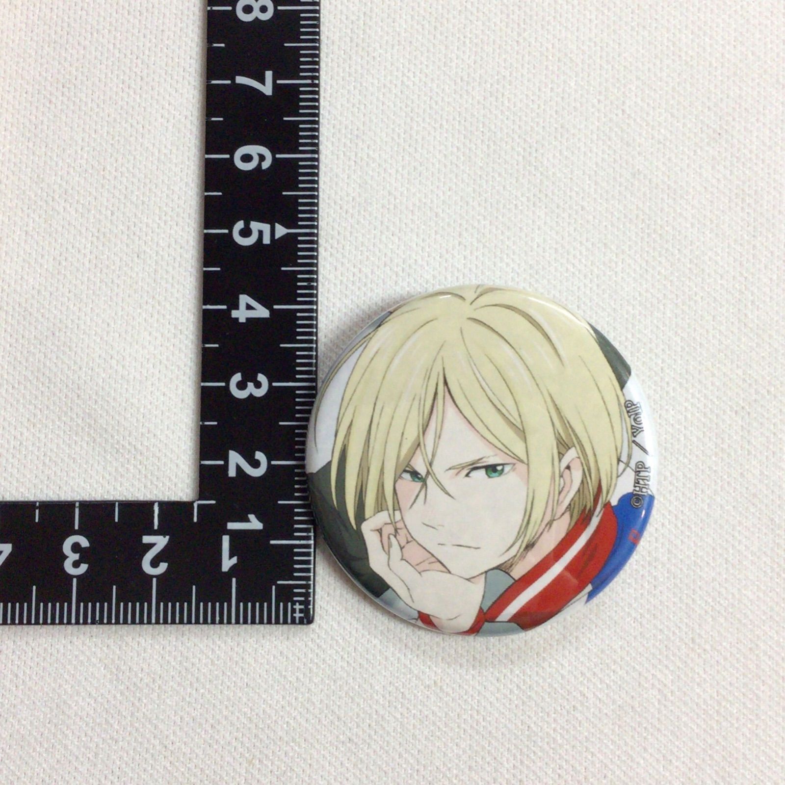 ユーリ on ICE ユーリ・プリセツキー 缶バッジ - メルカリ