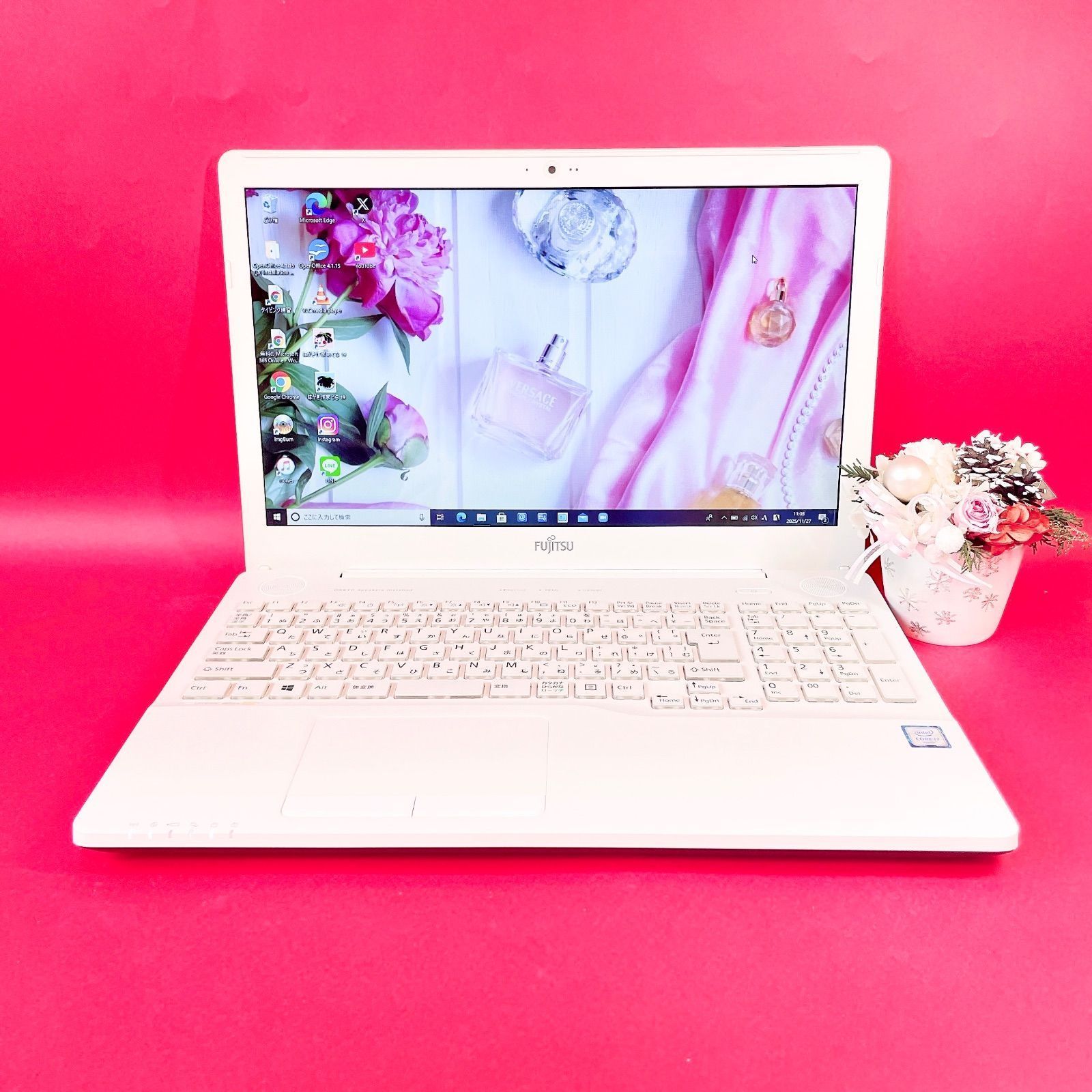 たっぷり大容量1TB‼️Corei7搭載✨️薄型ノートパソコン！可愛い