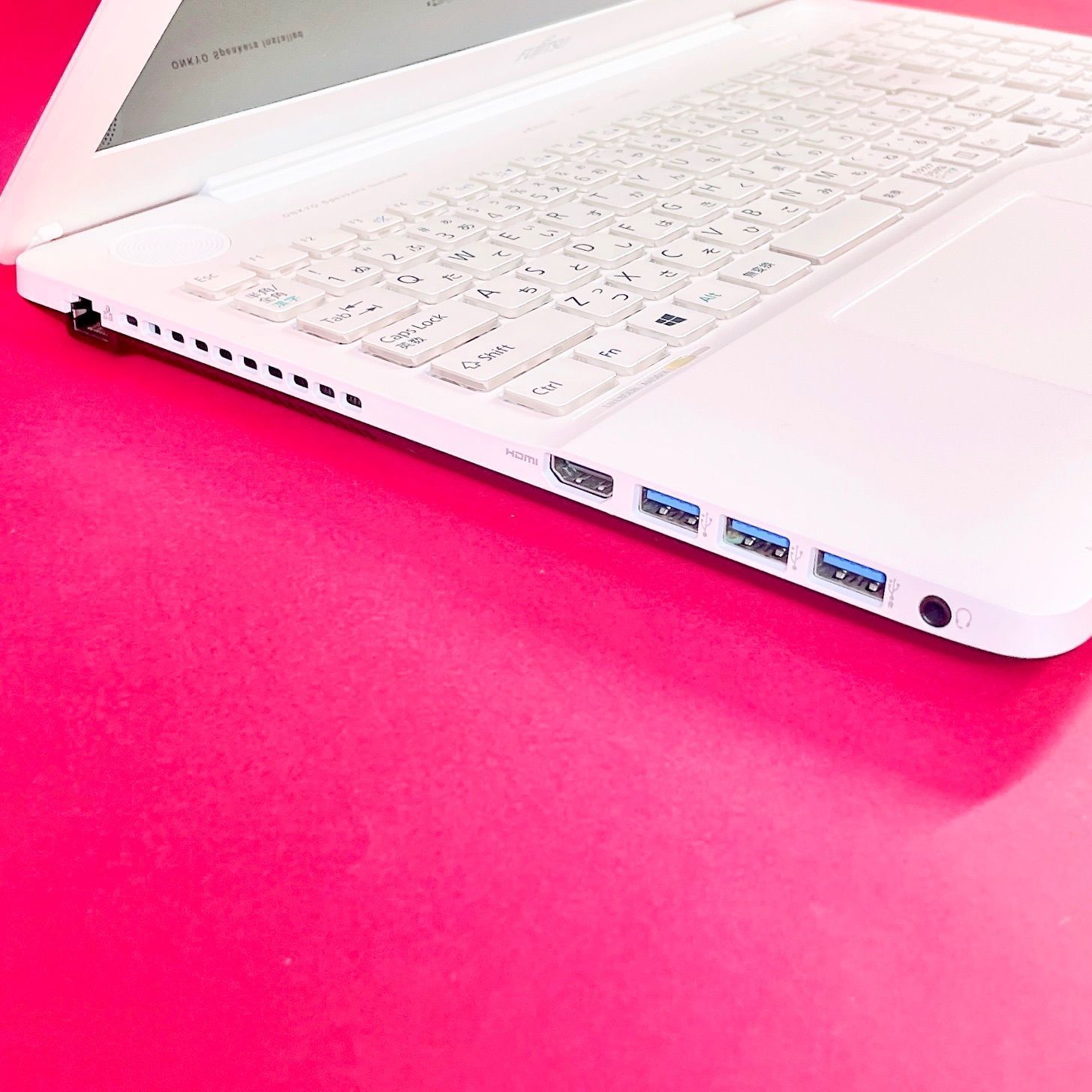 たっぷり大容量1TB‼️Corei7搭載✨️薄型ノートパソコン！可愛い