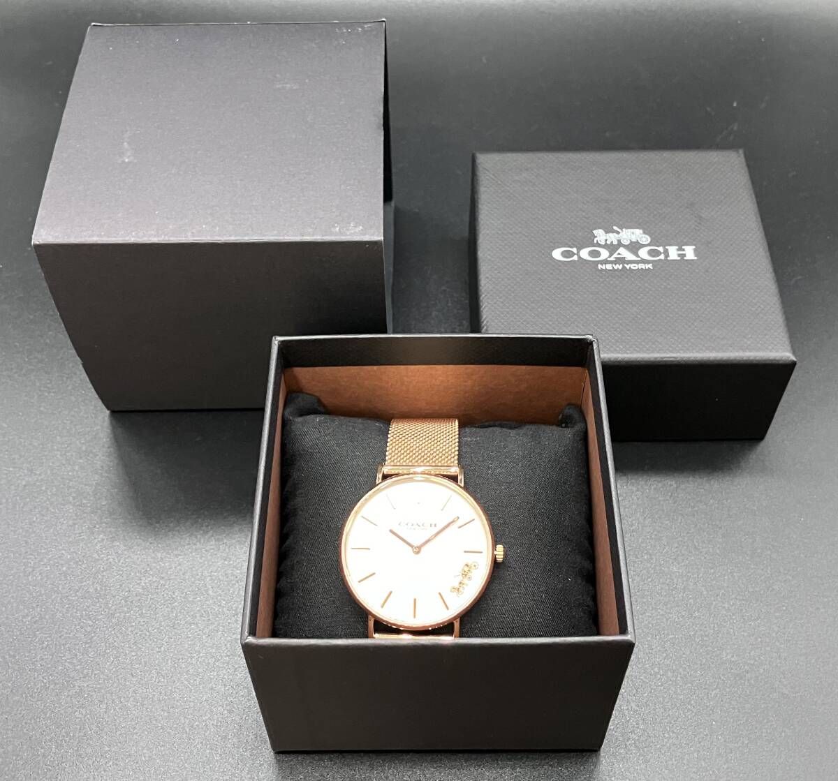 COACH コーチ CA.120.7.34.1559 ゴールド クォーツ 腕時計 箱有り