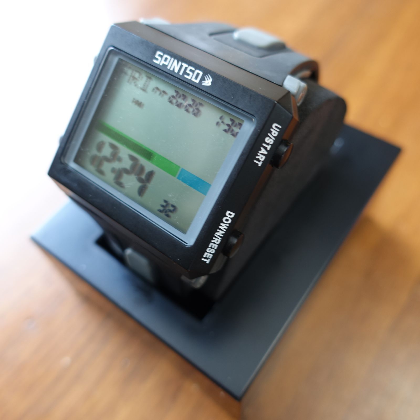 レフェリーウォッチ　スピンツォ　STP100-GR　中古美品　箱なし・マニュアルなし