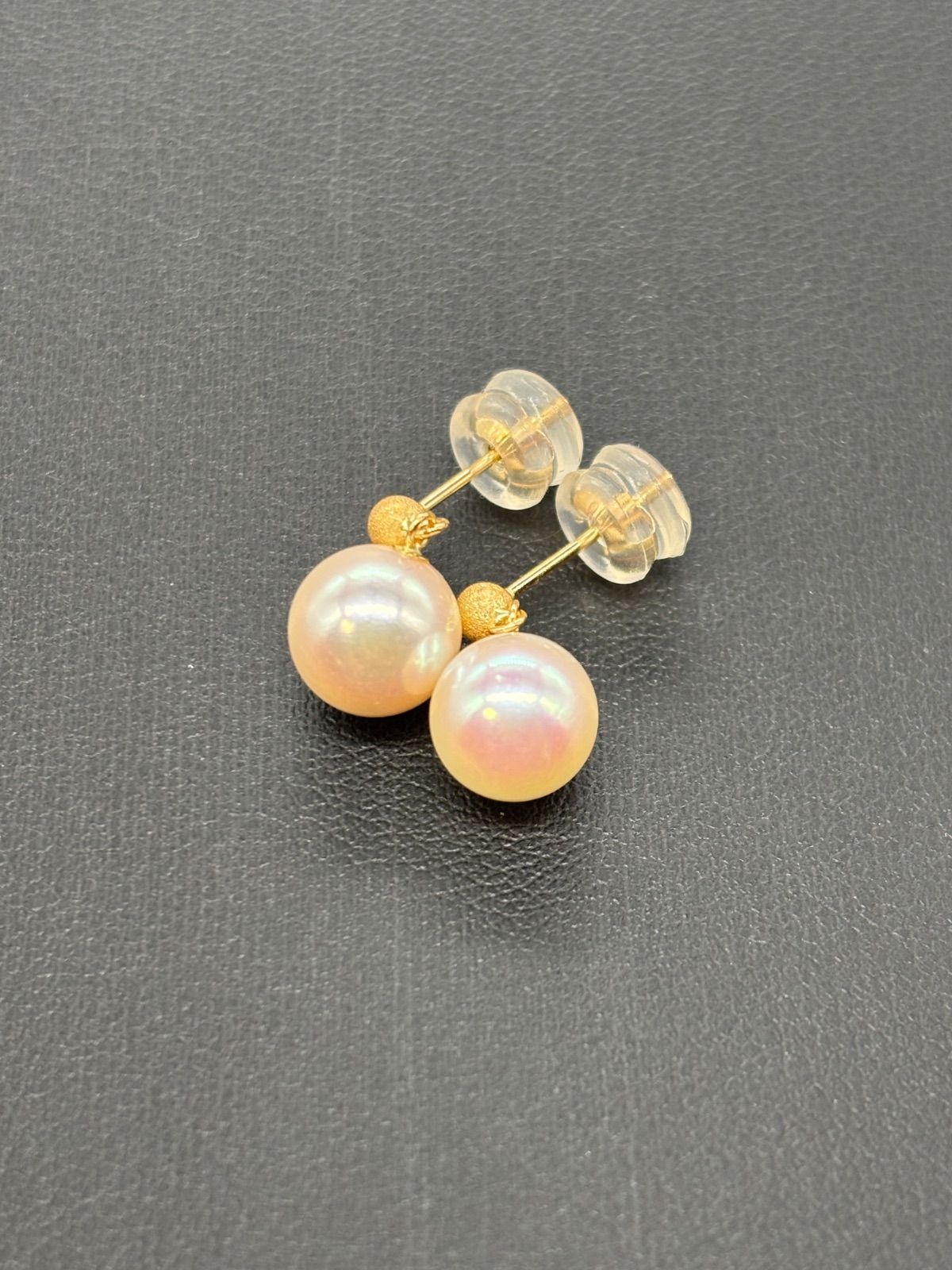 【極美品】K18 ピンクホワイトパールピアス １８金