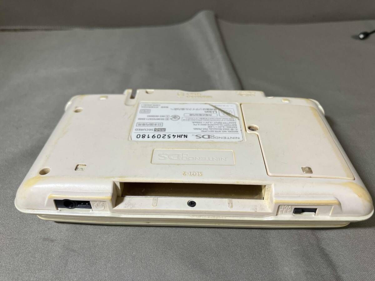 ジャンク Nintendo DS ホワイト - メルカリ