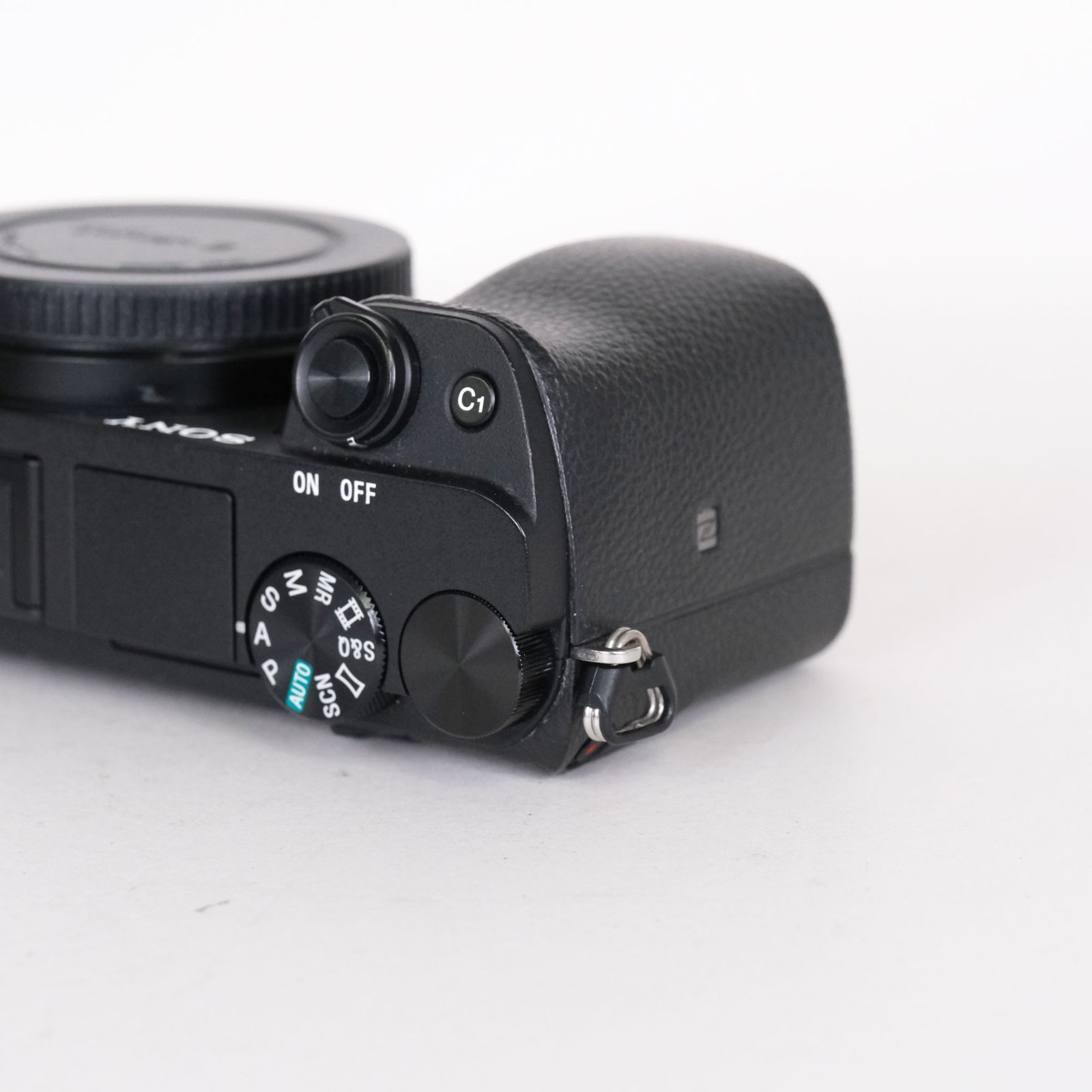 良品 | シャッター数11,390回] SONY α6400（ILCE-6400） [ボディ